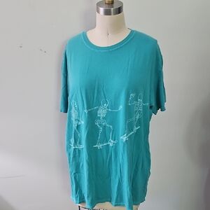 URBAN OUTFITTETS Project Social T  Green Short Sleeve Tee One Size